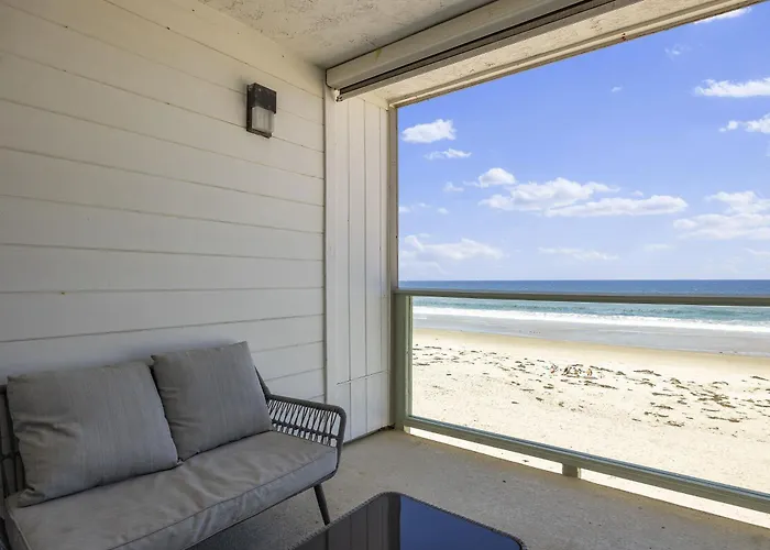 Shoreline Hideaway